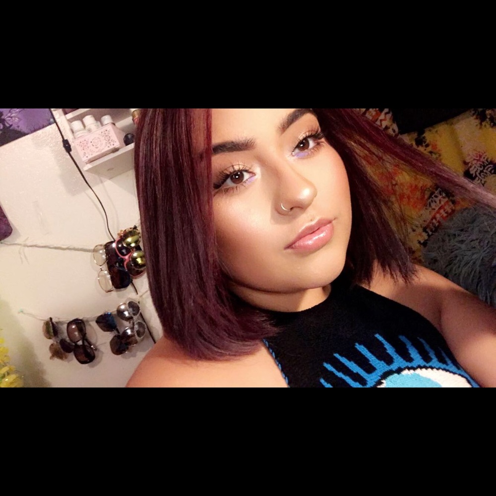 Meet your Posher, Naomi